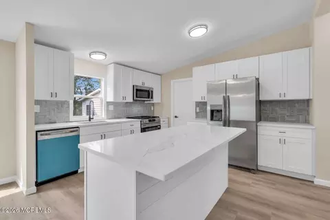 149 Brighton Rd, Barnegat, NJ 08005