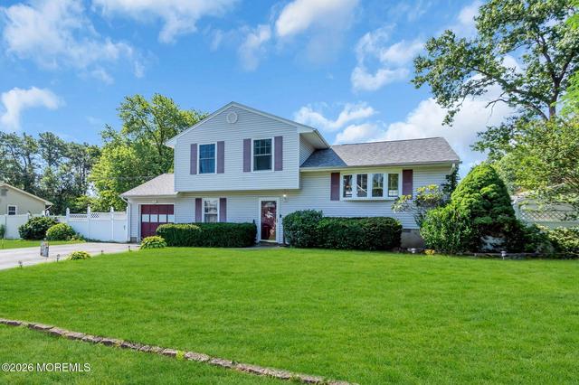 1332 5th Ave, Toms River, NJ 08757