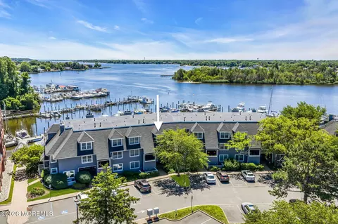 205 Spinnakers Cv # 205, Toms River, NJ 08753