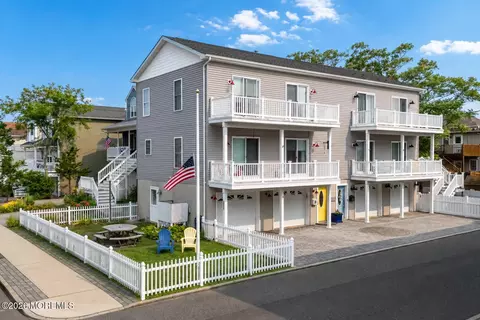 1312 Berkeley Ln #A, Seaside Park, NJ 08752