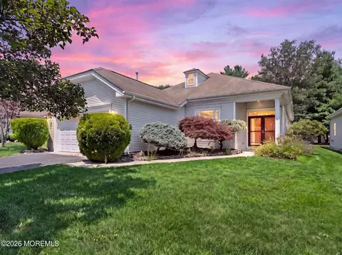 80 Silverside Rd, Lakewood, NJ 08701
