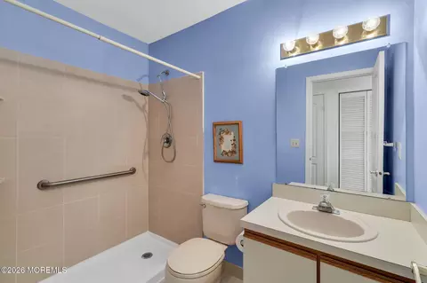 Bath - 2 Taylor Ln, Jackson, NJ 08527 photo 3 of 3