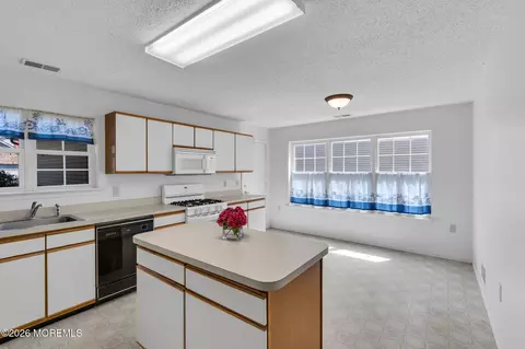 Kitchen - 2 Taylor Ln, Jackson, NJ 08527 photo 2 of 2