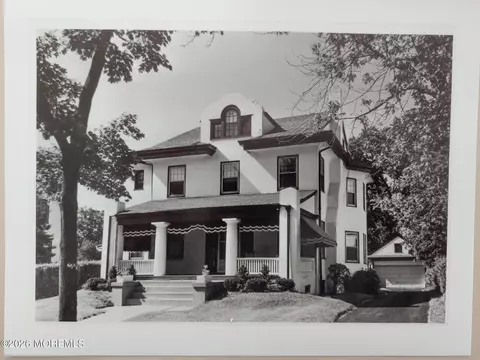 315 Allen Ave, Allenhurst, NJ 07711