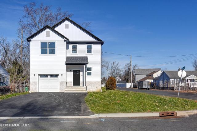 910 Malden Dr, Cliffwood Beach, NJ 07735