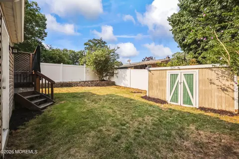 Exterior - 522 Center St, Forked River, NJ 08731 photo 6 of 8