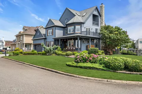 3403 Sandy Pl, Toms River, NJ 08753