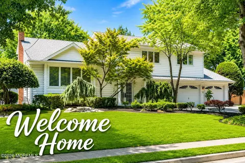 12 Memorial Rd, Marlboro, NJ 07746