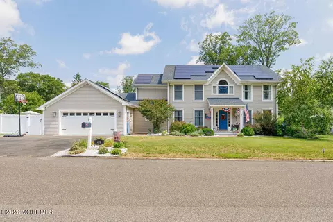 428 Washington Ave, Pine Beach, NJ 08741