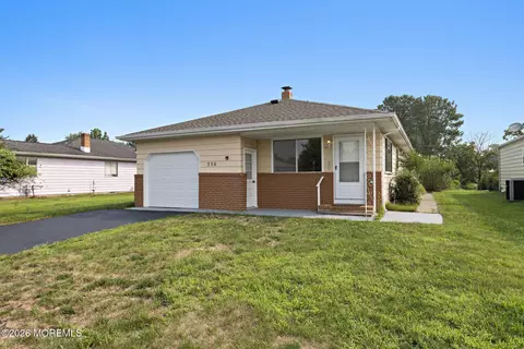 350 Barbados Dr N, Toms River, NJ 08757