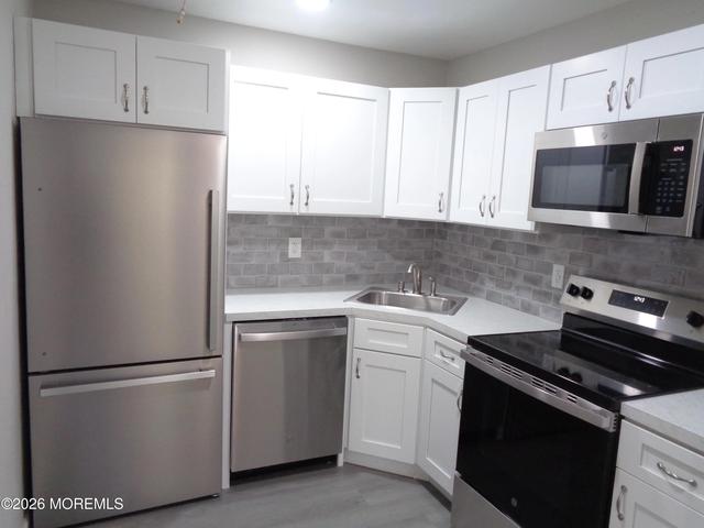 10 D Hamilton Ln, Whiting, NJ 08759