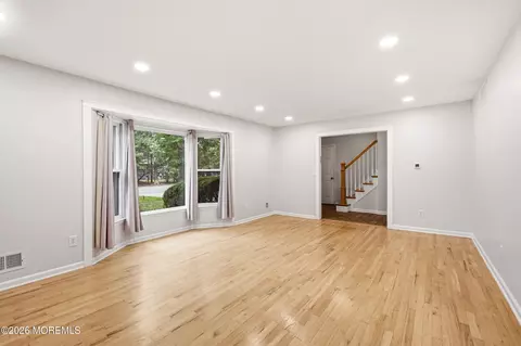 Living - 41 Butterfly Rd, Jackson, NJ 08527 photo 1 of 4