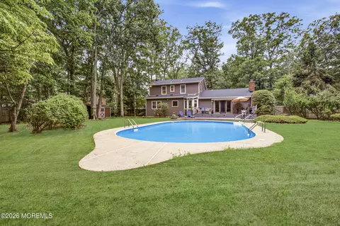 Exterior - 41 Butterfly Rd, Jackson, NJ 08527 photo 7 of 10