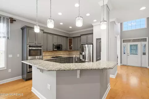 Kitchen - 75 Strathmere St, Waretown, NJ 08758 photo 5 of 6