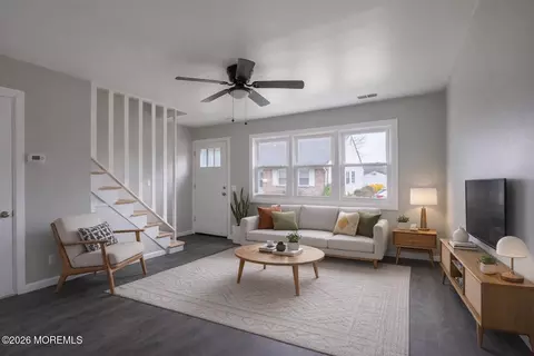 11 Alabama Ct #835, Matawan, NJ 07747
