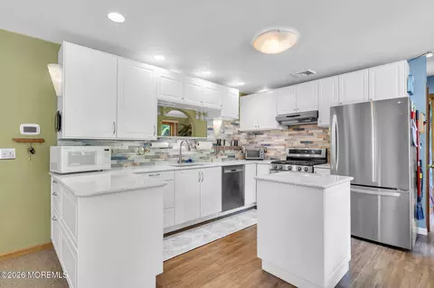 Kitchen - 307 Elm Ave, Galloway, NJ 08205 photo 2 of 7