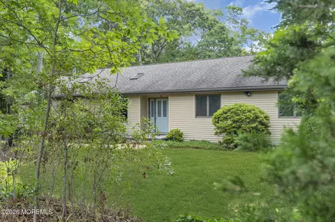 Exterior - 307 Elm Ave, Galloway, NJ 08205 photo 2 of 21