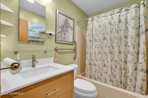 Bath - 307 Elm Ave, Galloway, NJ 08205 photo 2 of 2