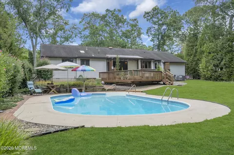 Exterior - 307 Elm Ave, Galloway, NJ 08205 photo 16 of 21