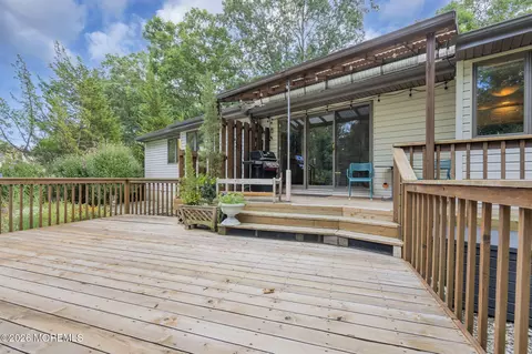 Exterior - 307 Elm Ave, Galloway, NJ 08205 photo 10 of 21