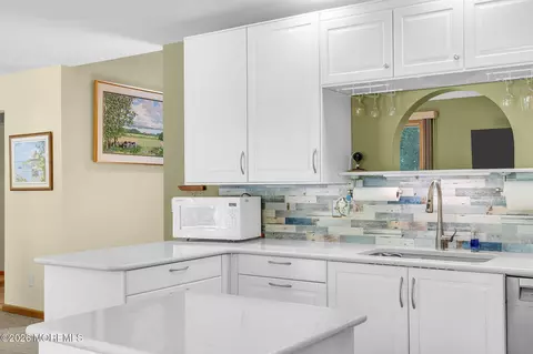 Kitchen - 307 Elm Ave, Galloway, NJ 08205 photo 7 of 7