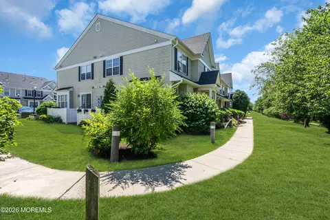 Exterior - 357 Brookfield Dr, Jackson, NJ 08527 photo 8 of 10