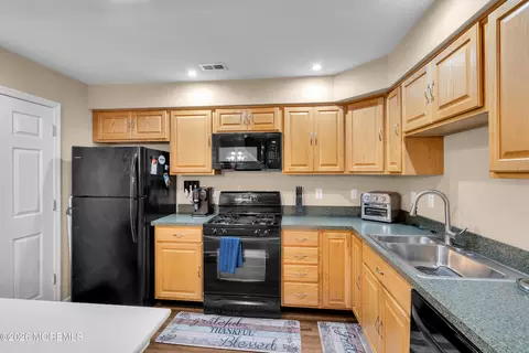 Kitchen - 357 Brookfield Dr, Jackson, NJ 08527 photo 1 of 4