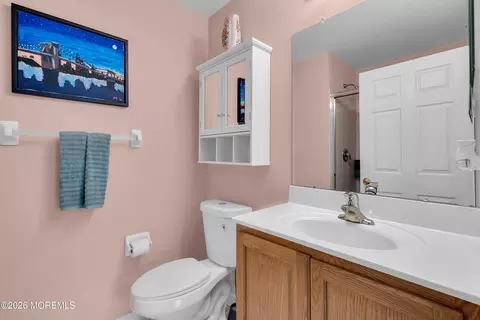 Bath - 357 Brookfield Dr, Jackson, NJ 08527 photo 2 of 4