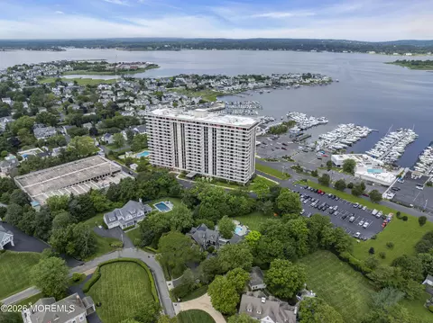 1 Channel Dr #1109, Monmouth Beach, NJ 07750