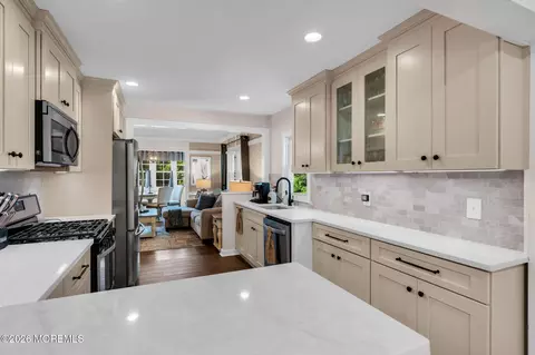 Kitchen - 174 16th Ave, Brick, NJ 08724 photo 5 of 5