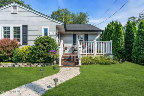 Exterior - 174 16th Ave, Brick, NJ 08724 photo 4 of 12