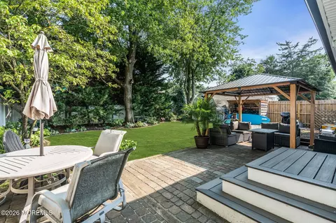 Exterior - 174 16th Ave, Brick, NJ 08724 photo 7 of 12