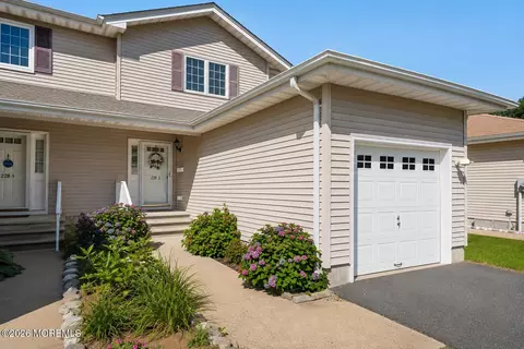 228 N 5th Ave # -2, Long Branch, NJ 07740