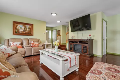 228 N 5th Ave # -2, Long Branch, NJ 07740