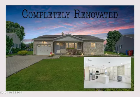 7 Bedford Ct, Toms River, NJ 08757