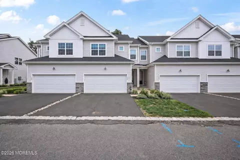 602 Pilot St, Marlboro, NJ 07746