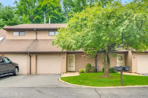 81 Wigwam Ln, Tinton Falls, NJ 07724