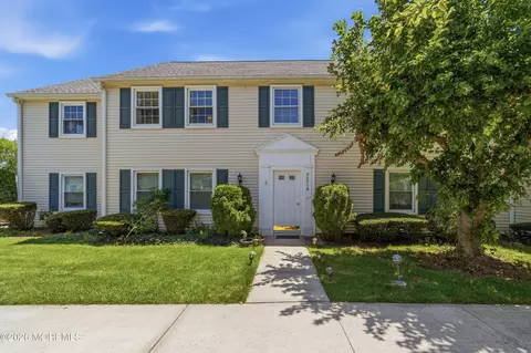 271 Old Nassau Rd # O, Monroe, NJ 08831