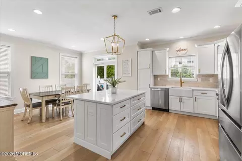 Kitchen - 2 Devonshire Dr, Hazlet, NJ 07730 photo 1 of 5