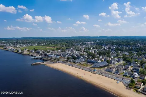 View/Area - 2 Devonshire Dr, Hazlet, NJ 07730 photo 1 of 2