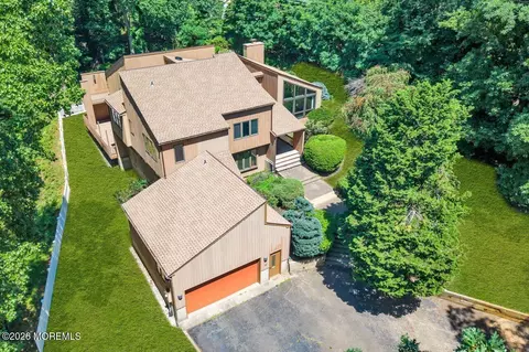 6 Sugar Ln, Holmdel, NJ 07733