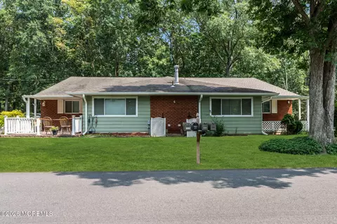 6 A Heron St, Manchester, NJ 08759