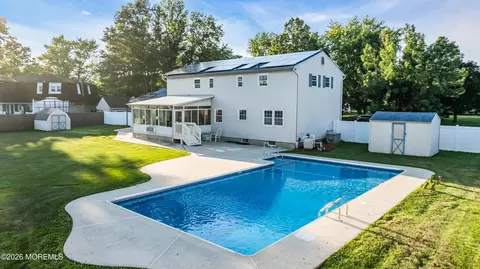 135 Coachman Dr N, Freehold, NJ 07728