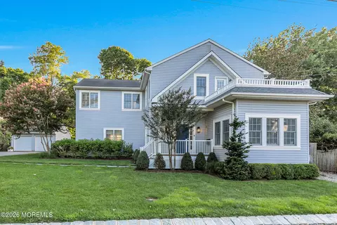12 Doughty Ln, Fair Haven, NJ 07704