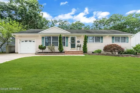 213 Georges Rd, Brick, NJ 08724