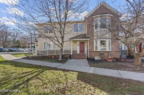 189 Sunshine Dr, Piscataway, NJ 08854