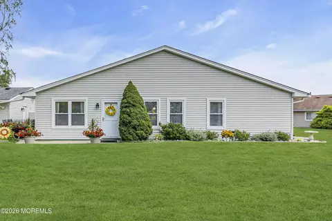 58 Amy Ct #1604, Brick, NJ 08724