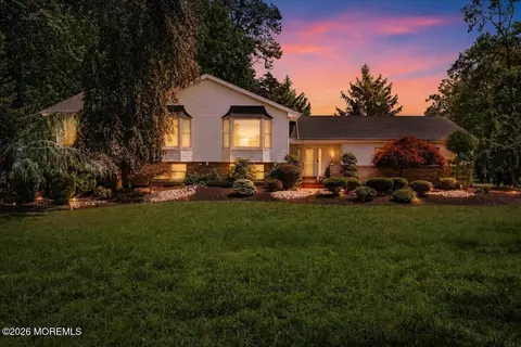 323 Union Hill Rd, Manalapan, NJ 07726