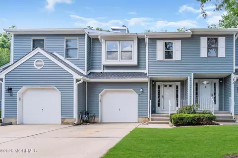 14 Mayfair Ct, Little Silver, NJ 07739
