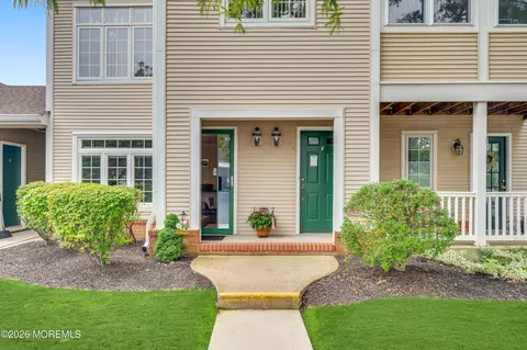83 Winthrop Rd #83A, Monroe, NJ 08831